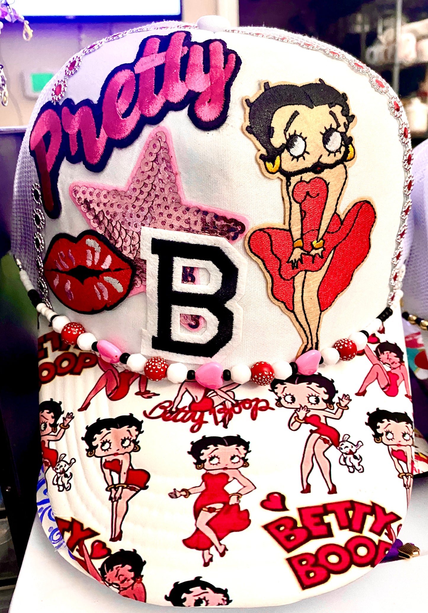 Betty Boop 22pc Hat & Patch Kit