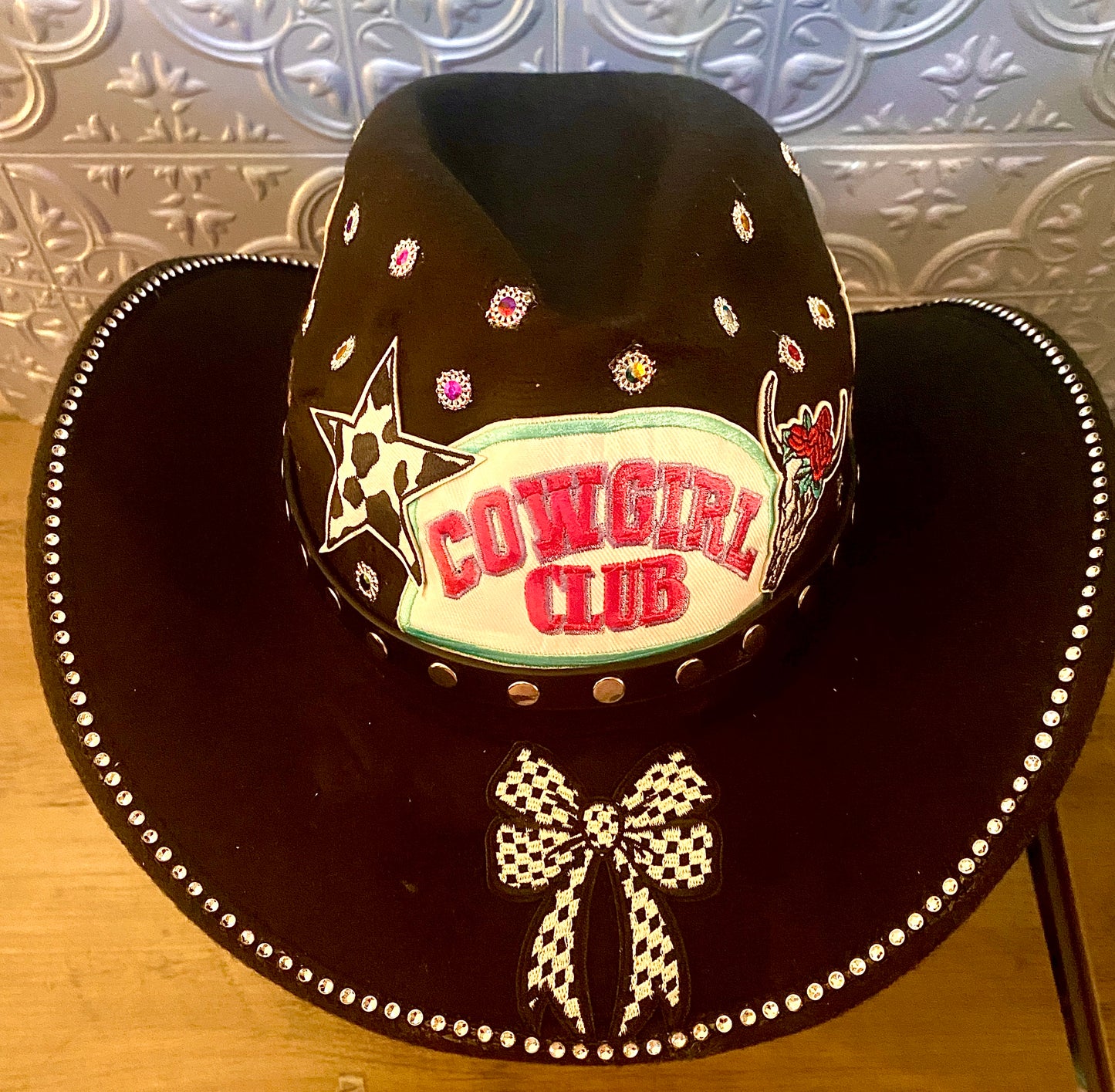 Cowboy Decorated Hat in Black