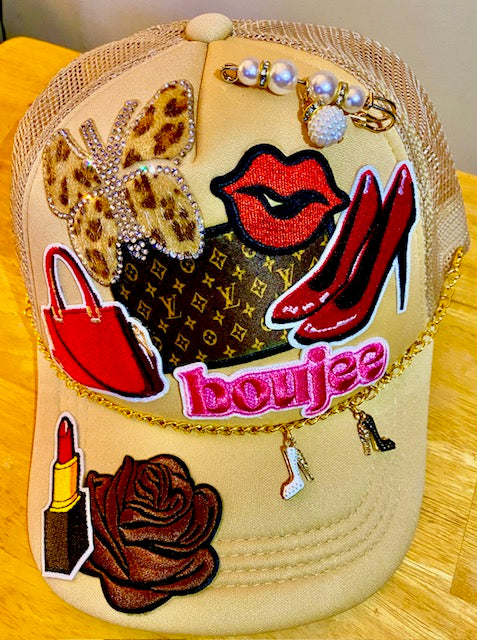 Fashionista Truckers Hat in Beige