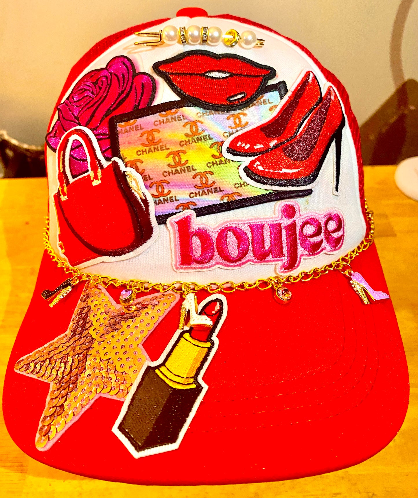Fashionista Truckers Hat in Red & White